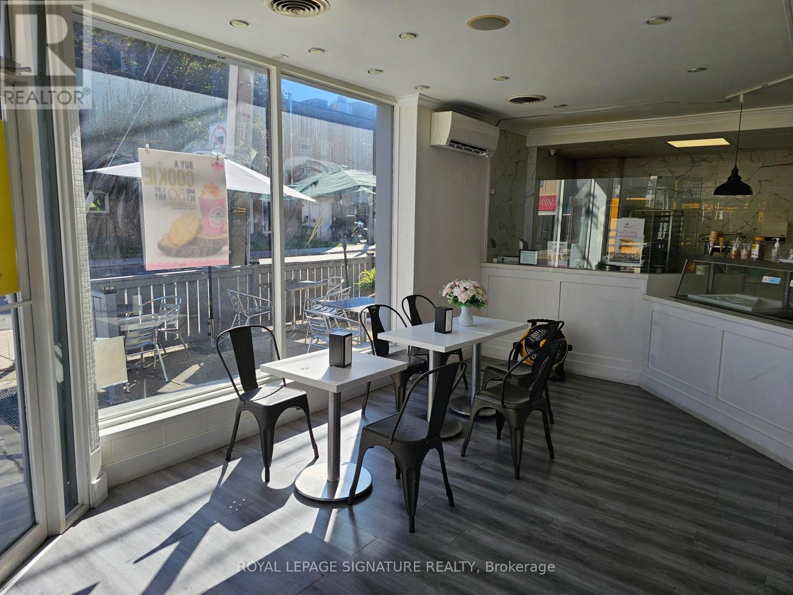 3308 Yonge Street, Toronto, ON