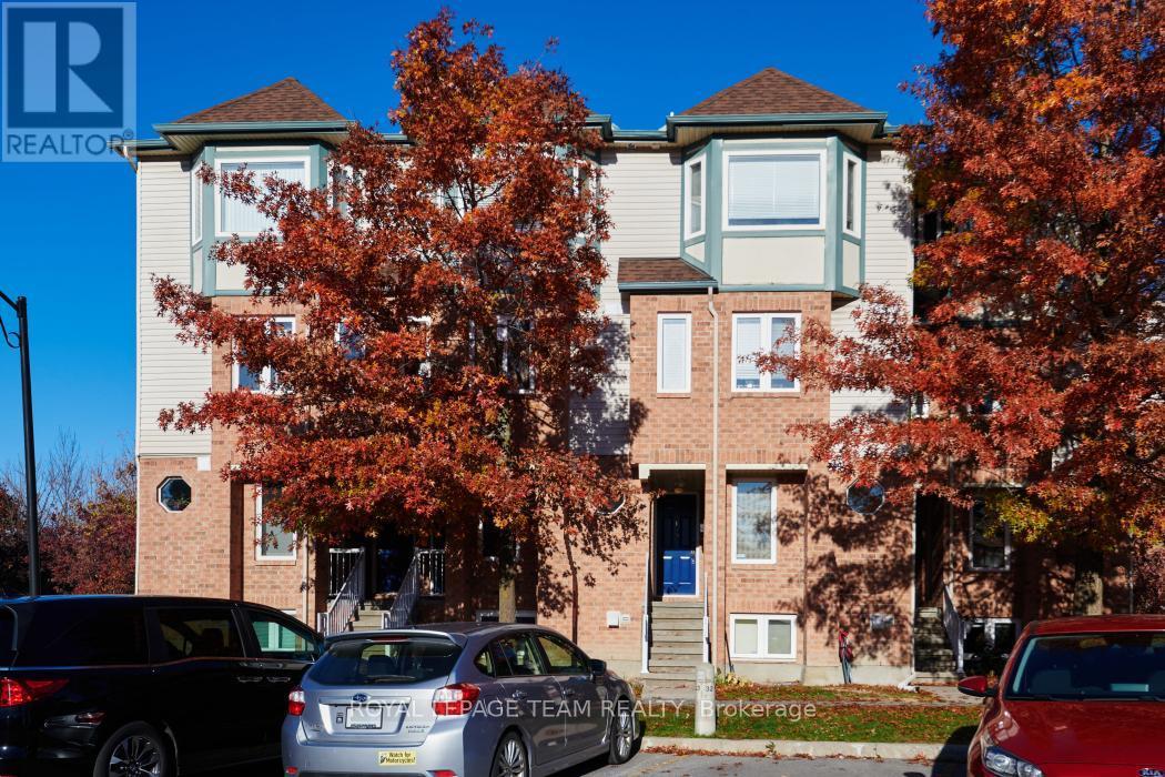 131 Tall Pines Pine, Ottawa, ON - Outdoor