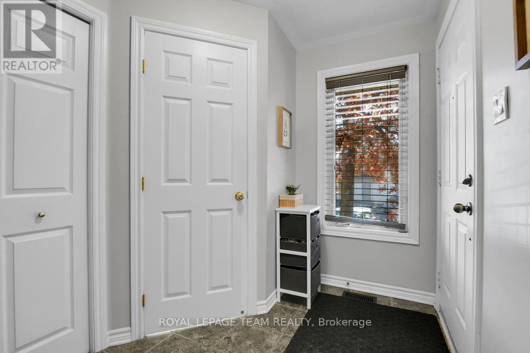 131 Tall Pines Pine, Ottawa, ON - Indoor Photo Showing Other Room