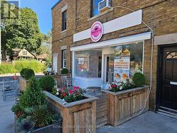 1639 BAYVIEW AVENUE Toronto, ON M4G 3B5