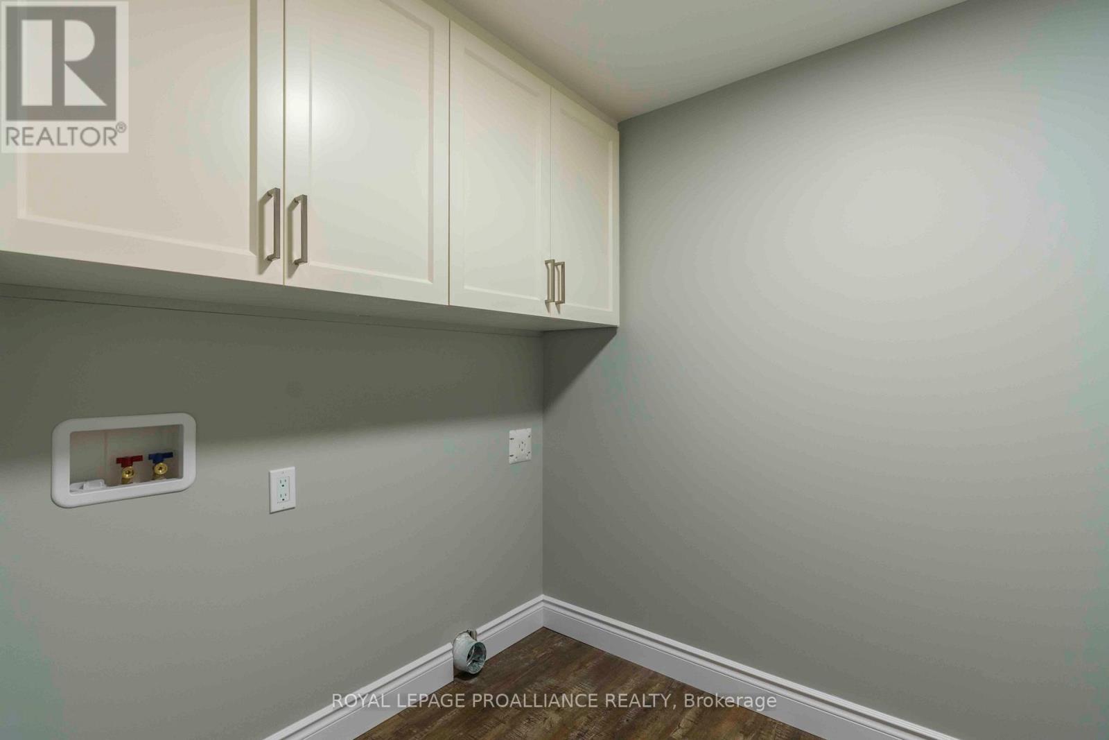 149B Sienna Avenue, Belleville (Belleville Ward), ON - Indoor Photo Showing Other Room