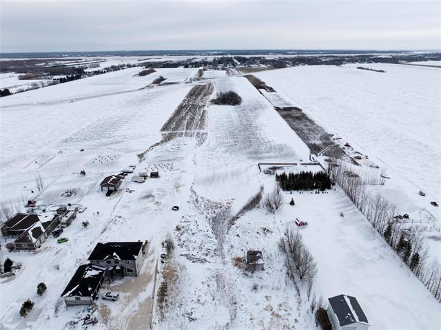 3951 Mowat Rd, East St Paul, MB