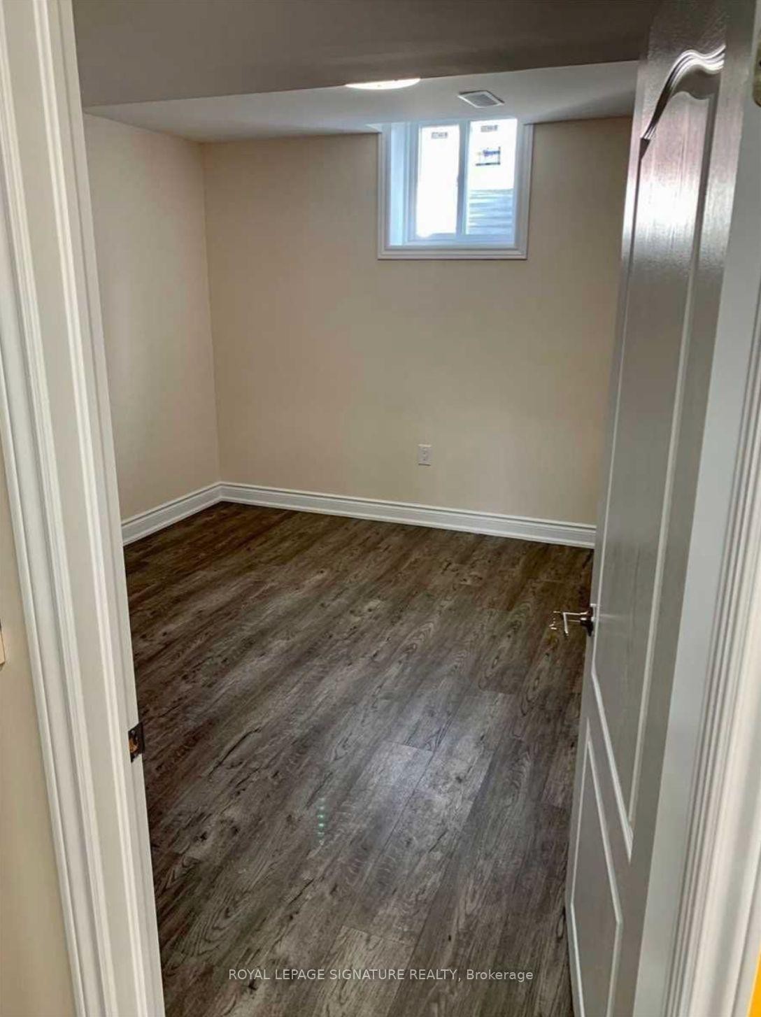 B-227 Nautical Boulevard, Oakville, ON - Indoor Photo Showing Other Room