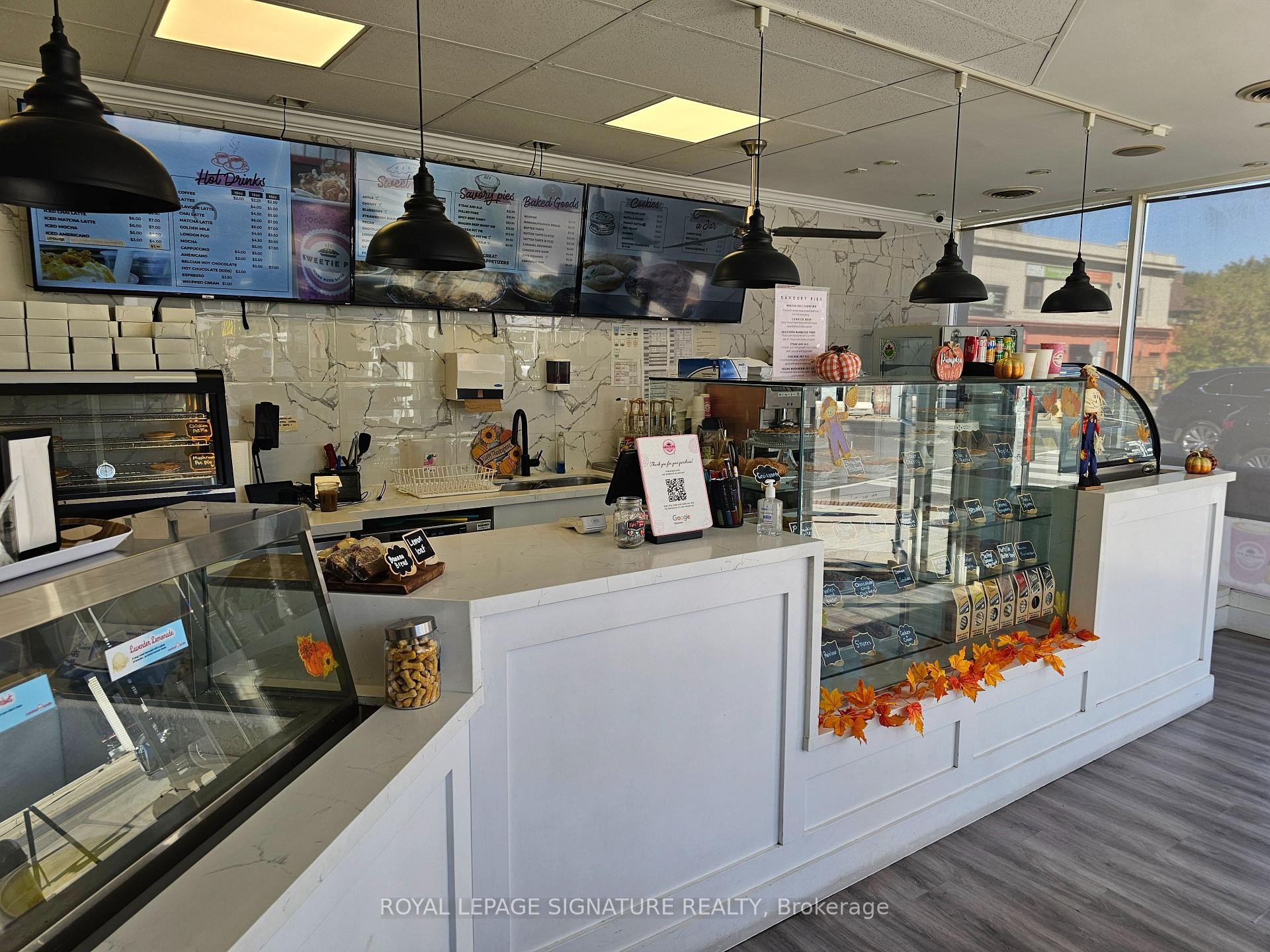 3308 Yonge Street, Toronto, ON