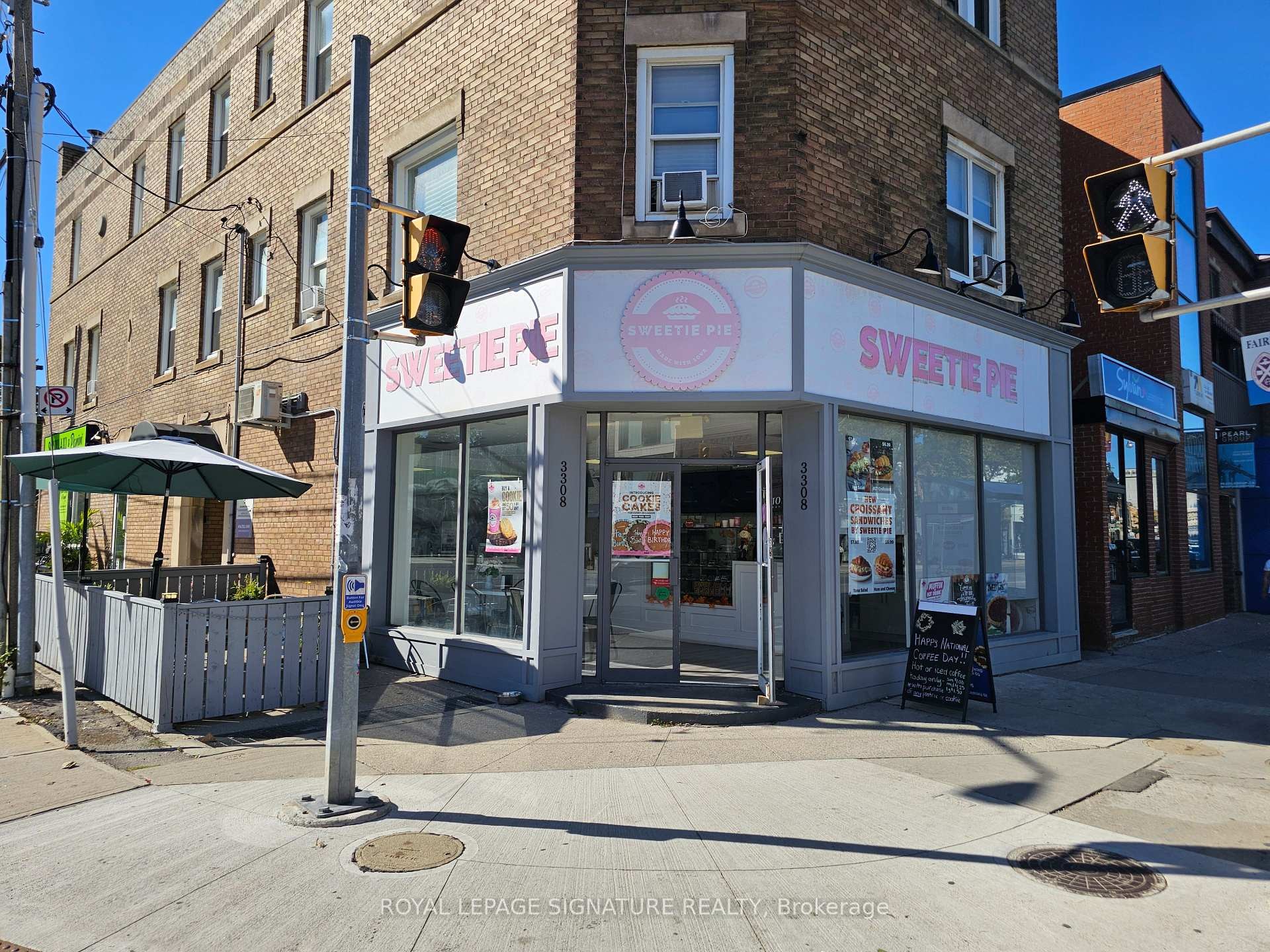 3308 Yonge Street, Toronto, ON