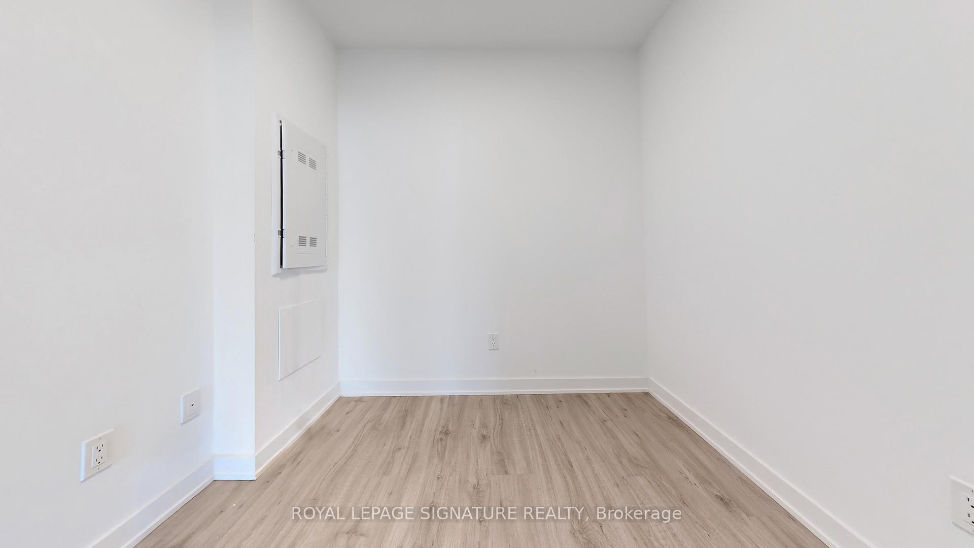 1905-252 Church Street, Toronto, ON - Indoor Photo Showing Other Room