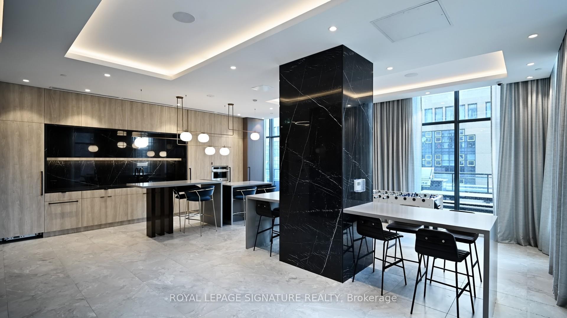 1905-252 Church Street, Toronto, ON - Indoor Photo Showing Other Room