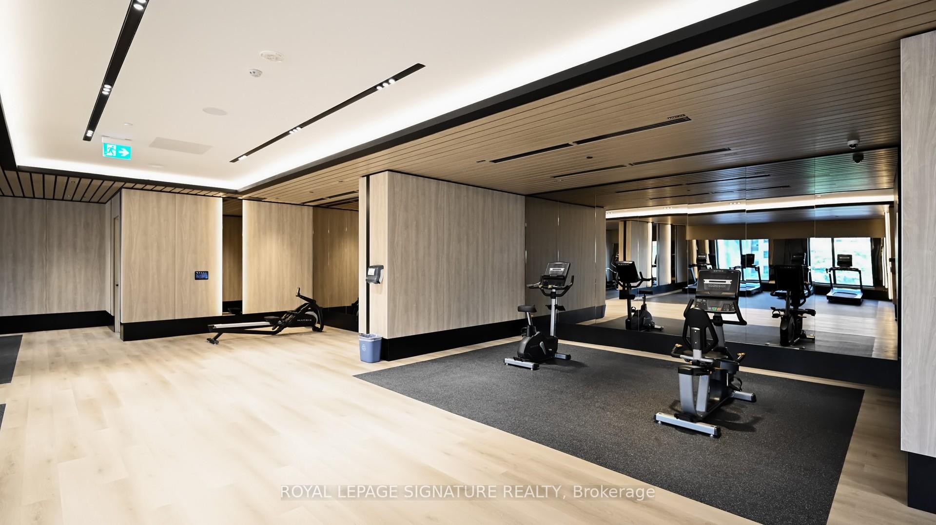 1905-252 Church Street, Toronto, ON - Indoor Photo Showing Gym Room