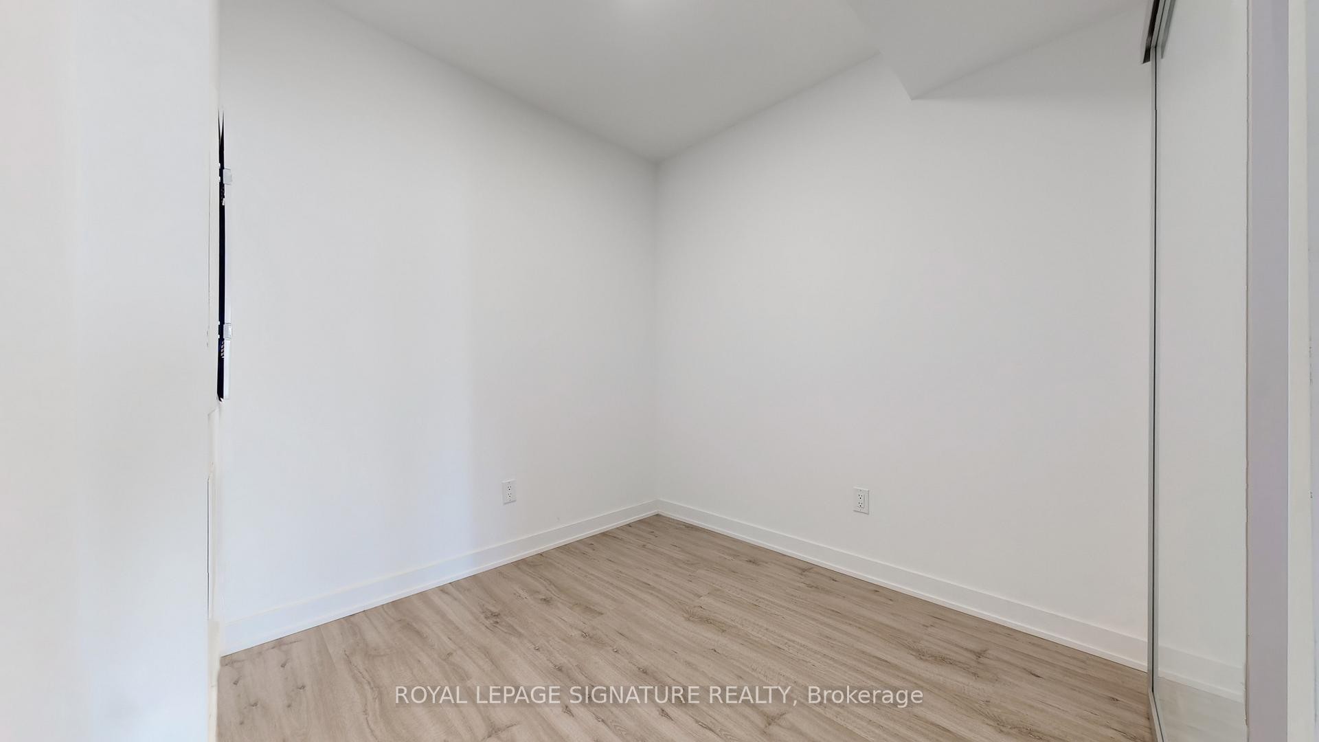 1905-252 Church Street, Toronto, ON - Indoor Photo Showing Other Room