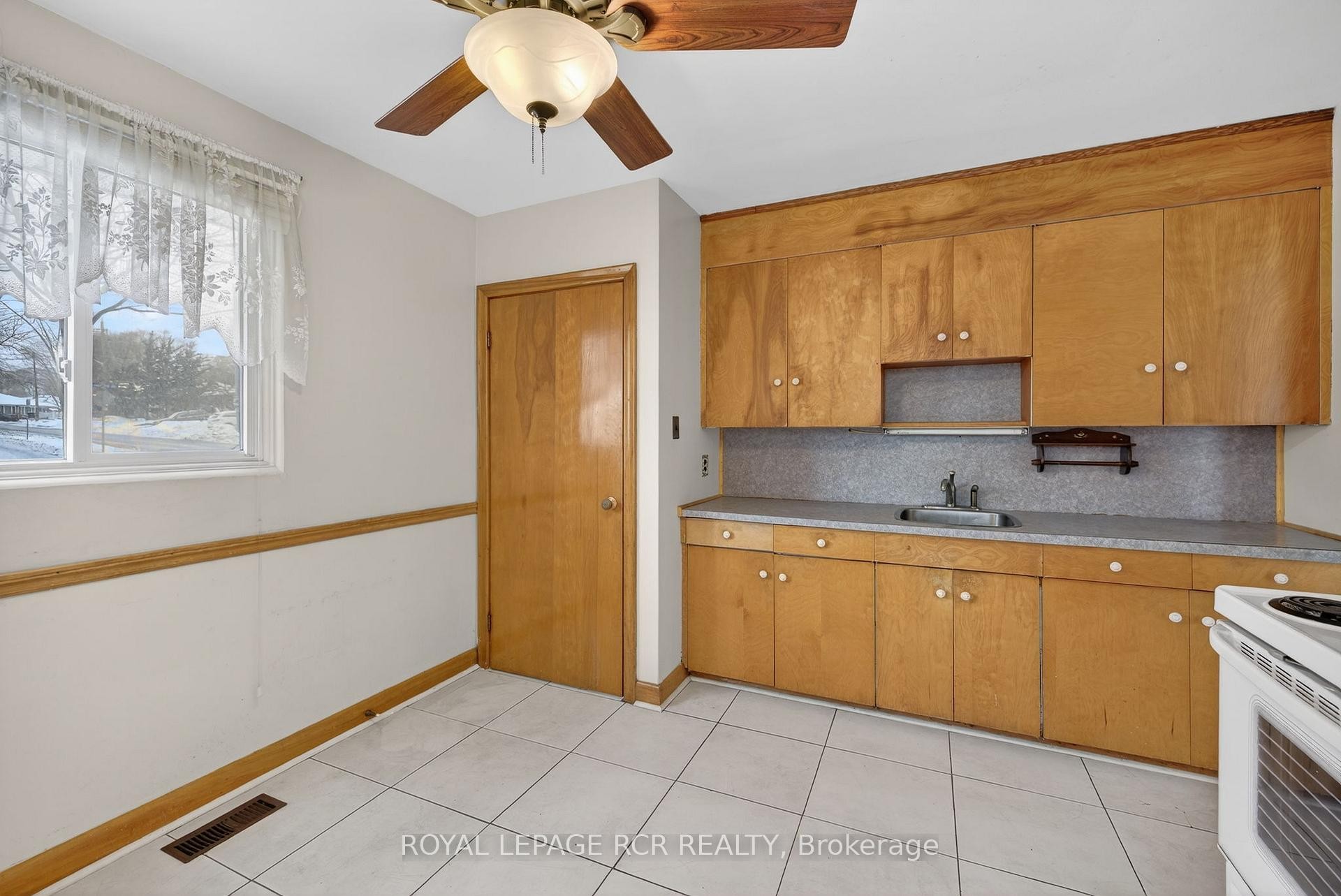 159 Penn Avenue, Newmarket, ON