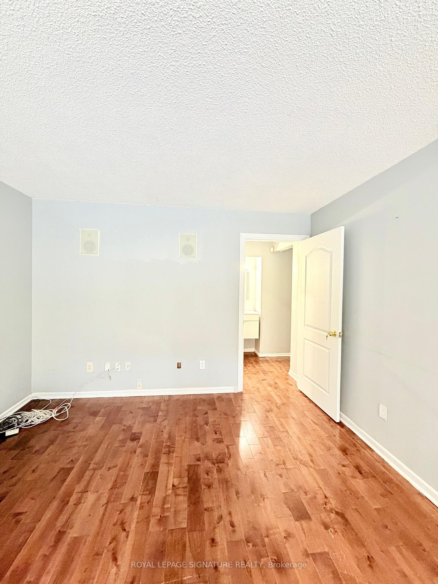 Room 1-41 Broadbridge Drive, Toronto, ON - Indoor Photo Showing Other Room