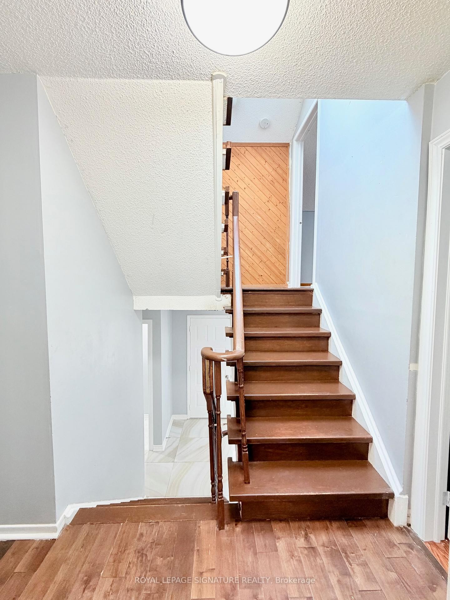 Room 1-41 Broadbridge Drive, Toronto, ON - Indoor Photo Showing Other Room