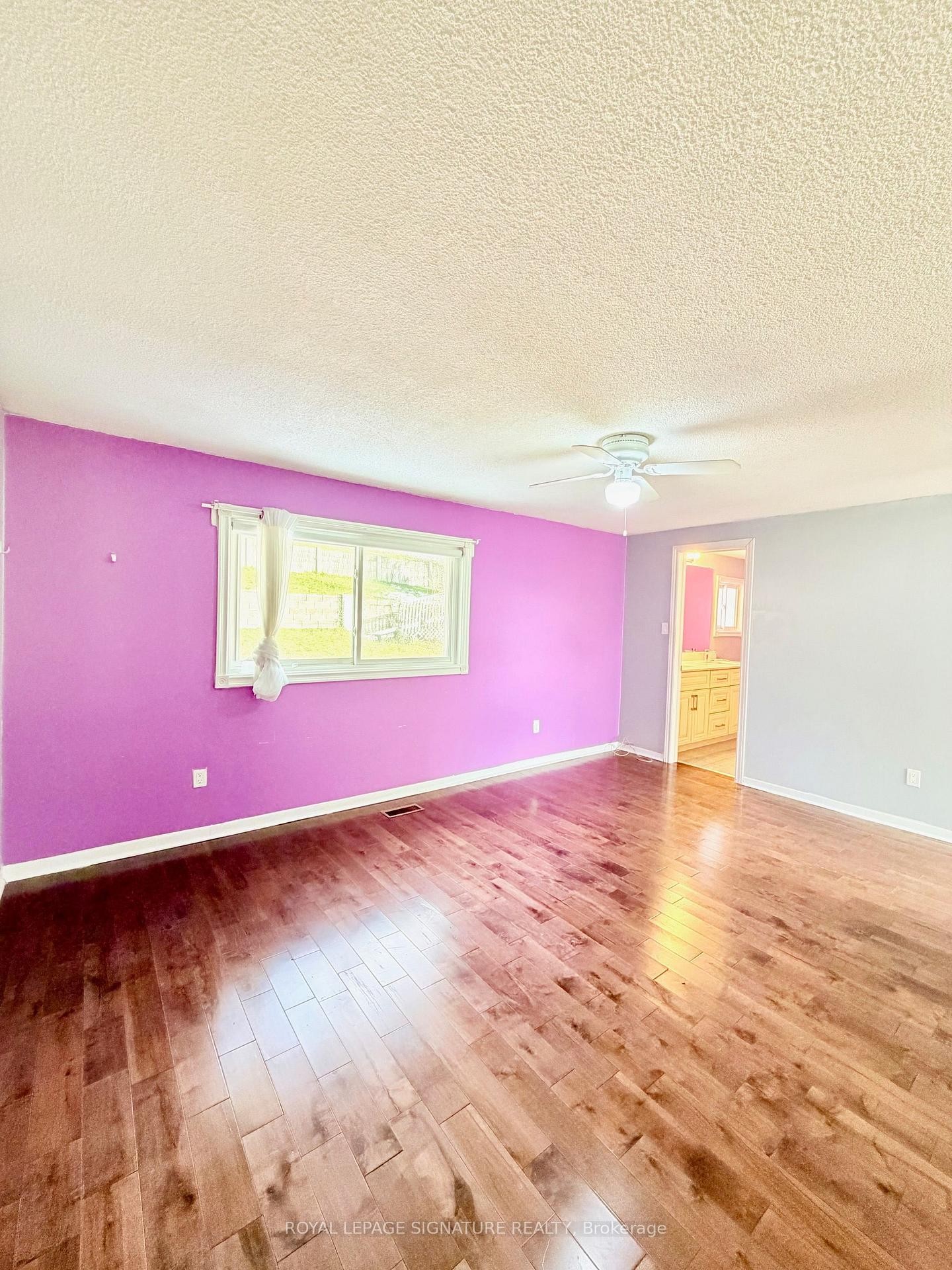 Room 1-41 Broadbridge Drive, Toronto, ON - Indoor Photo Showing Other Room