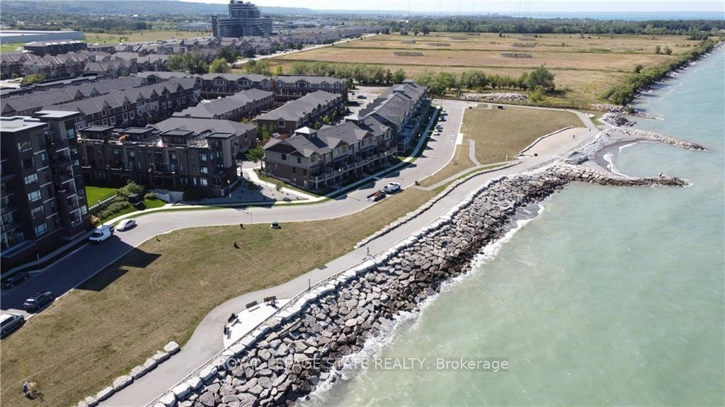 27 Waterview Lane, Grimsby, ON - Outdoor With View