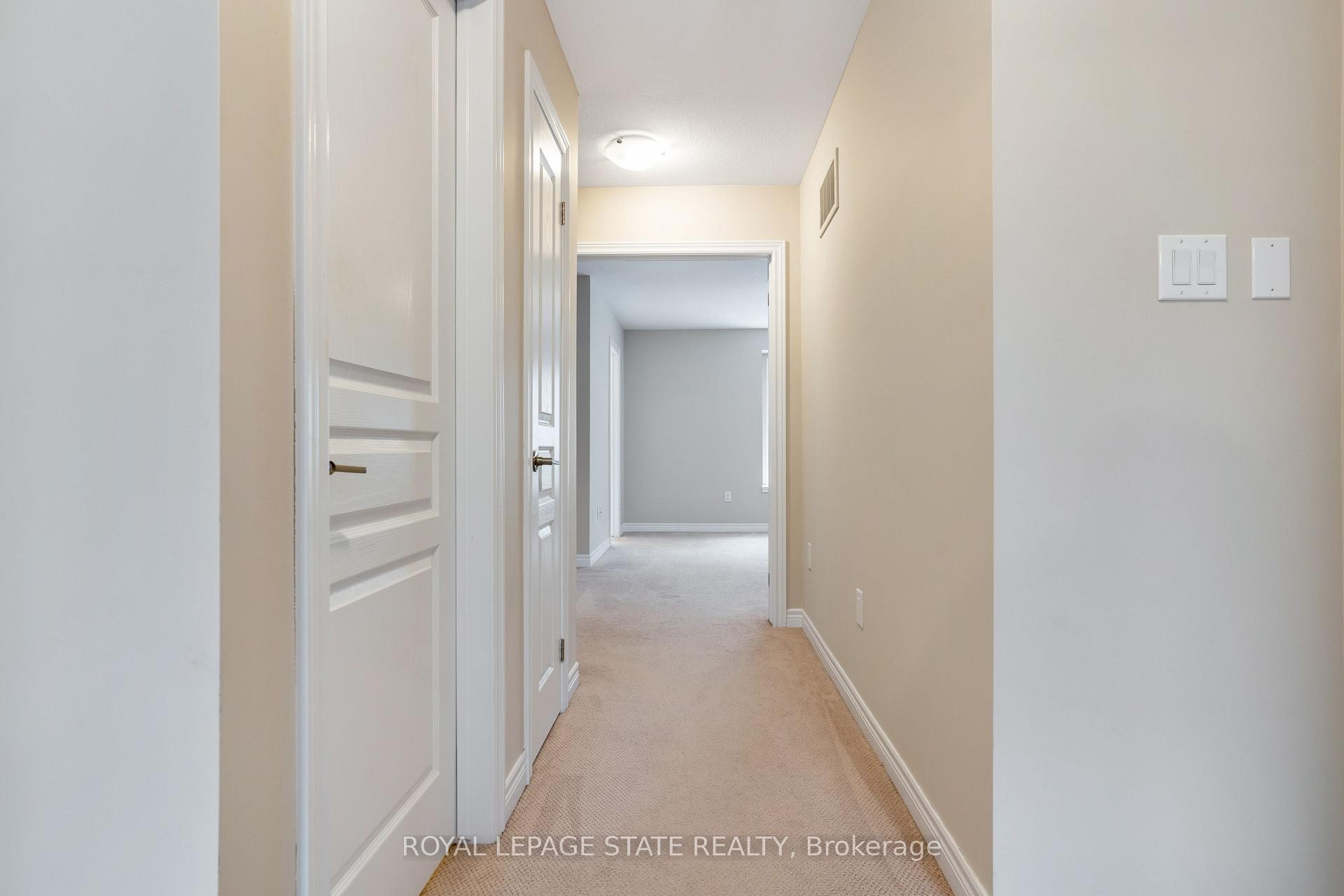 27 Waterview Lane, Grimsby, ON - Indoor Photo Showing Other Room