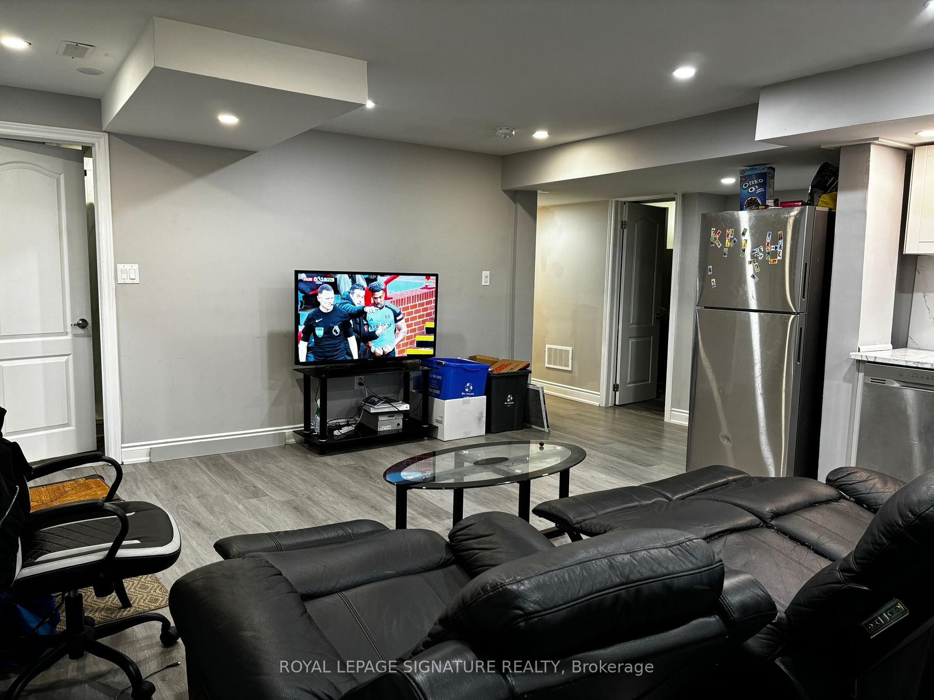 Lower-11 Overholt Drive, Thorold, ON - Indoor Photo Showing Basement