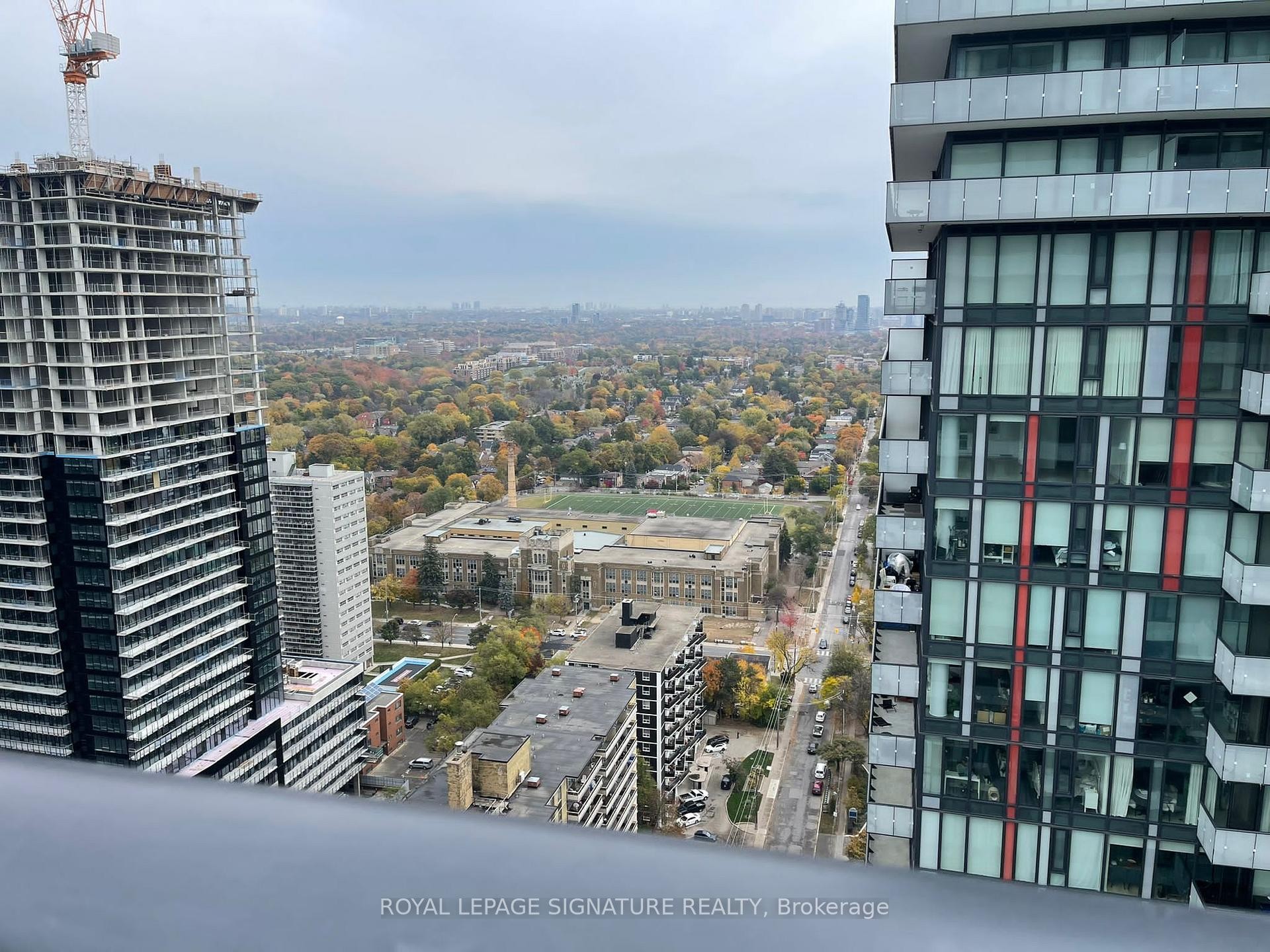 3204-161 Roehampton Avenue, Toronto, ON - Outdoor