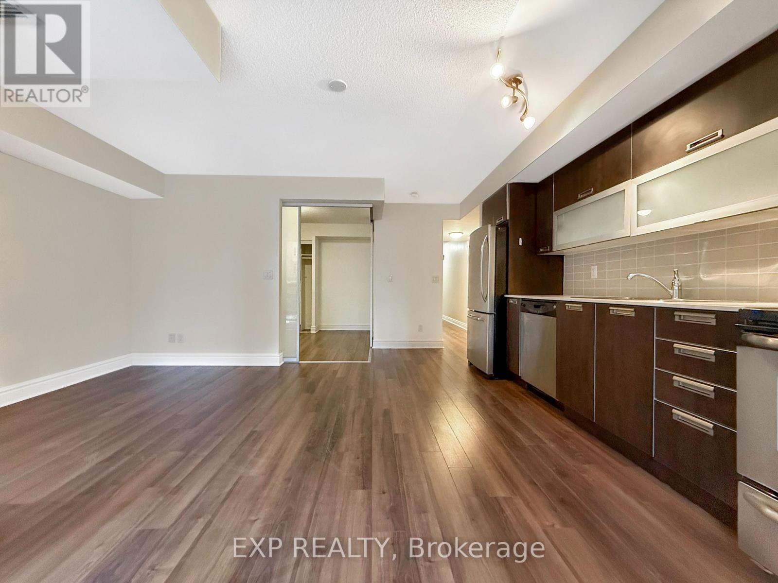 308 - 28 Ted Rogers Way, Toronto, ON - Indoor Photo Showing Kitchen