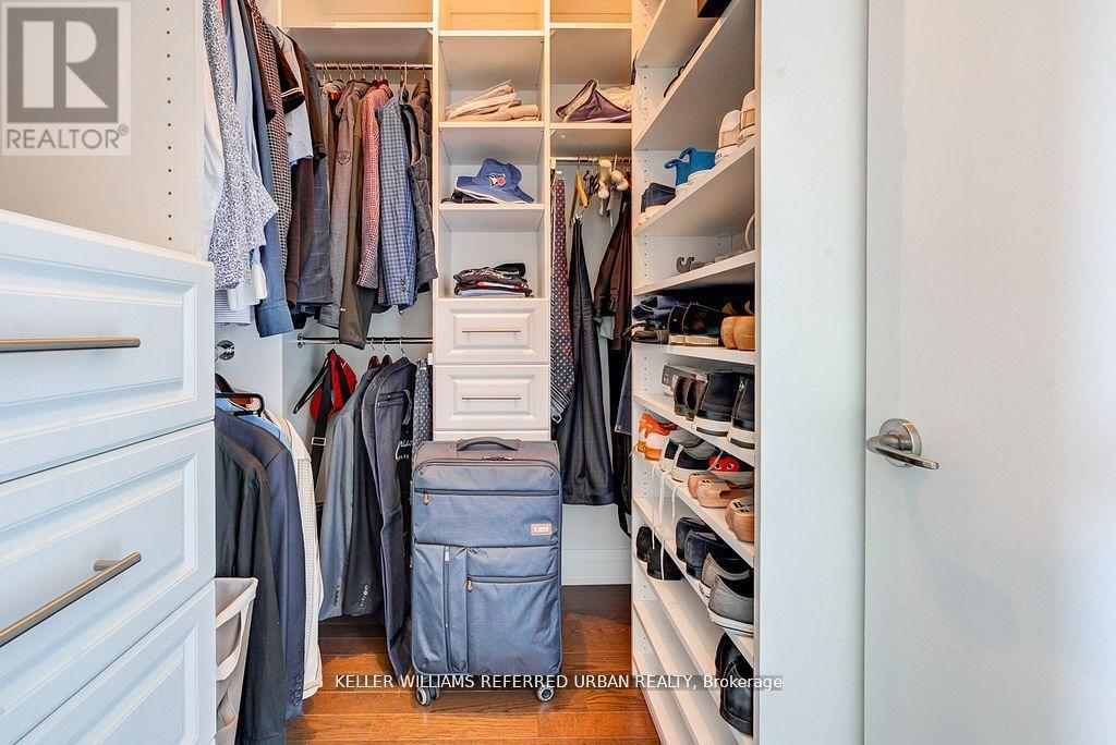 4406 - 80 John Street, Toronto, ON - Indoor With Storage