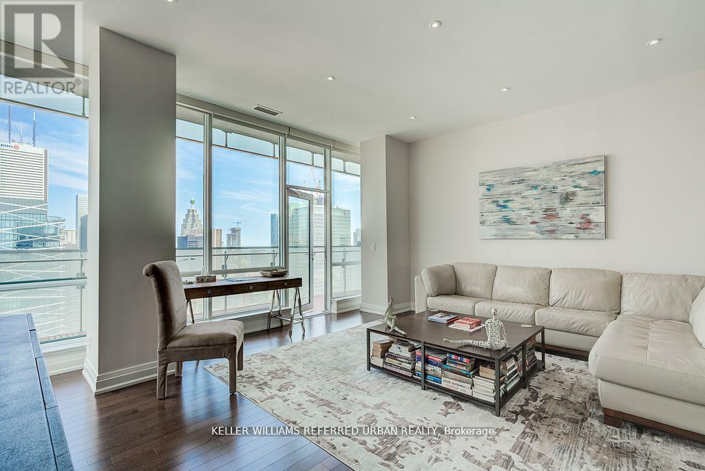 4406 - 80 John Street, Toronto, ON - Indoor Photo Showing Living Room