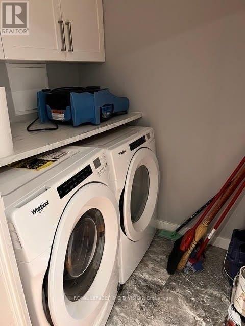 712 - 71 Front Street E, Toronto, ON - Indoor Photo Showing Laundry Room