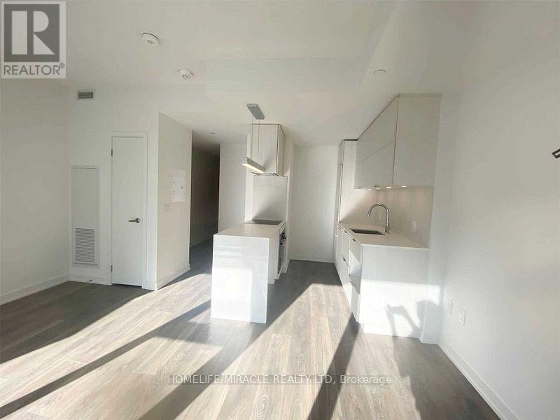 815 - 20 Richardson Street, Toronto, ON - Indoor