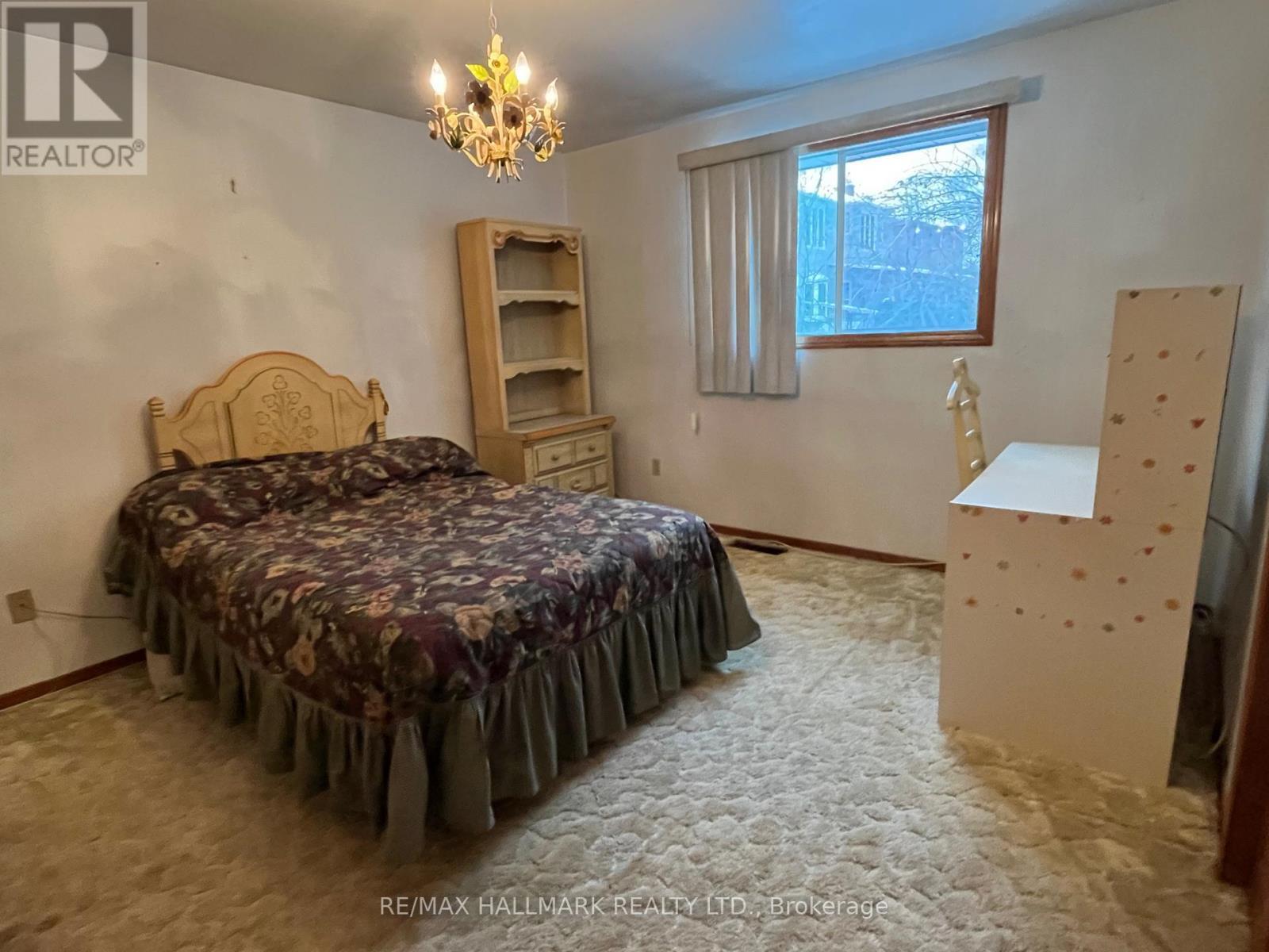 68 Fergalea Avenue, Toronto, ON - Indoor Photo Showing Bedroom