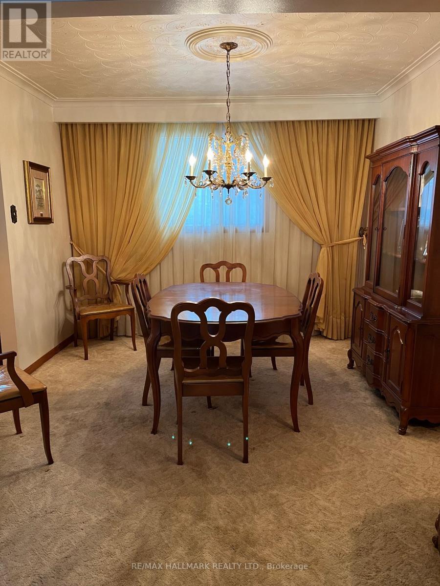 68 Fergalea Avenue, Toronto, ON - Indoor Photo Showing Dining Room