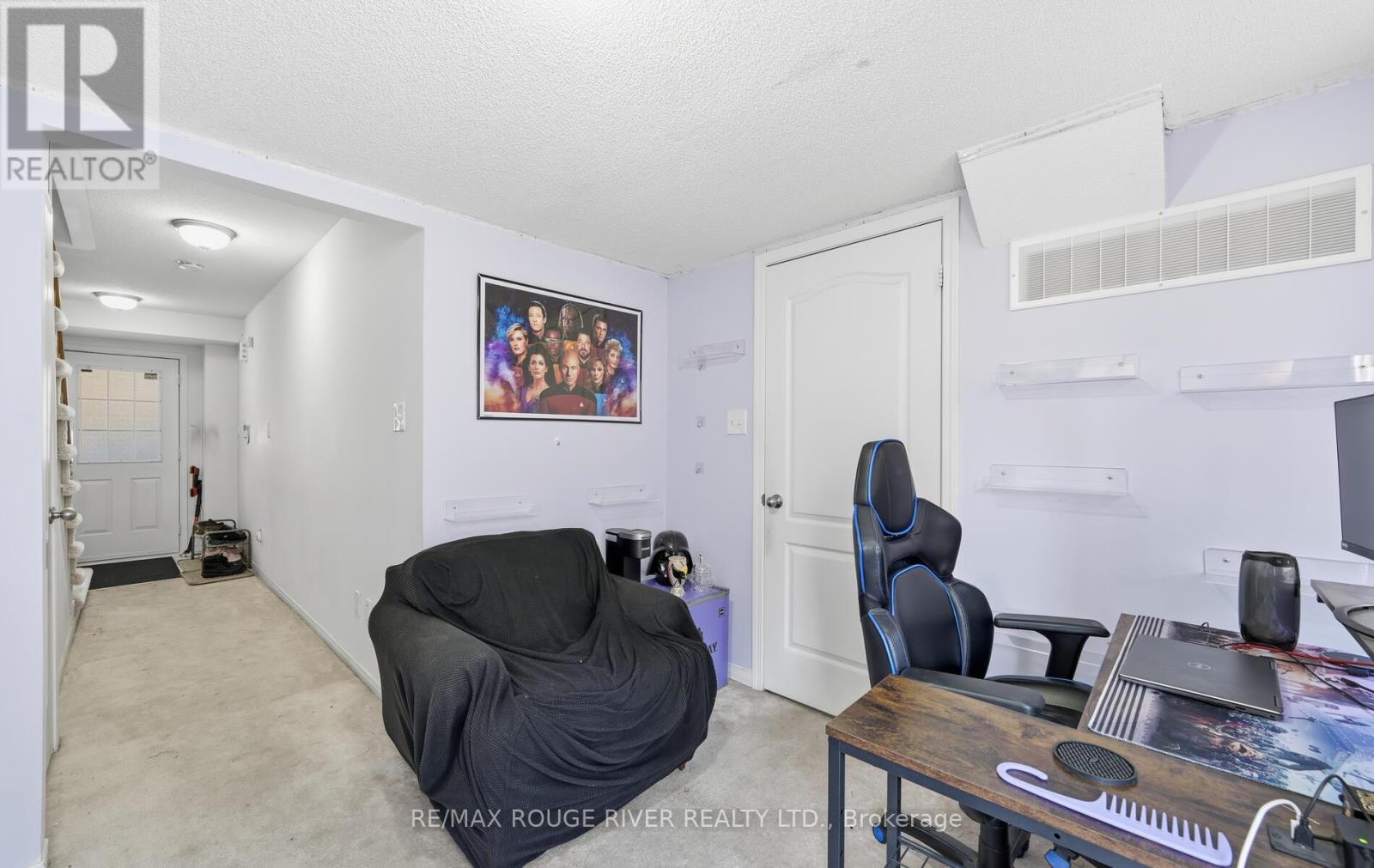 38 - 1850 Kingston Road, Pickering, ON - Indoor