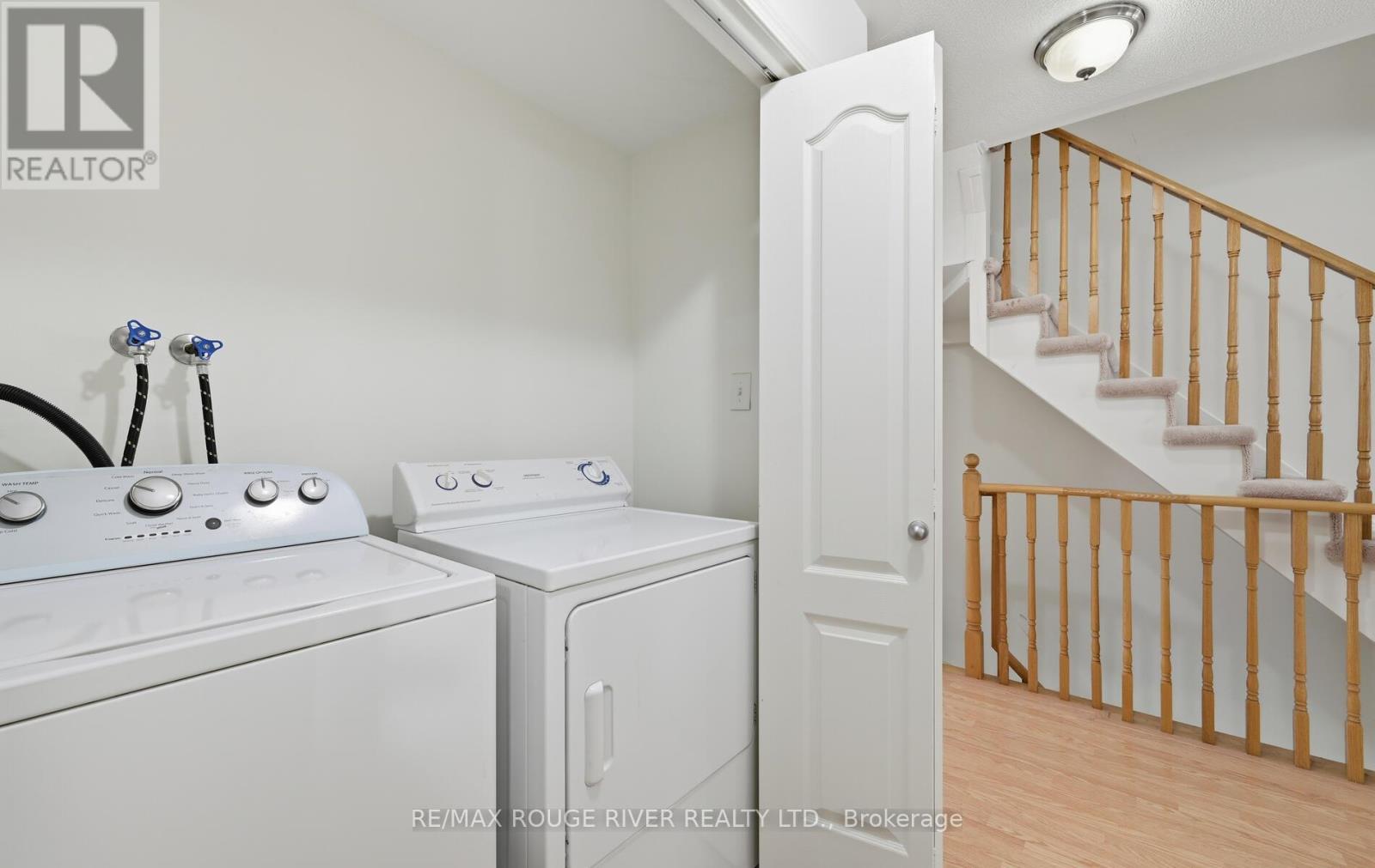 38 - 1850 Kingston Road, Pickering, ON - Indoor Photo Showing Laundry Room