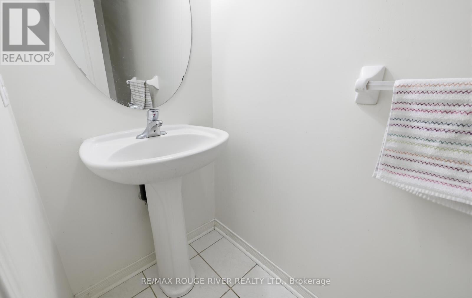 38 - 1850 Kingston Road, Pickering, ON - Indoor Photo Showing Bathroom