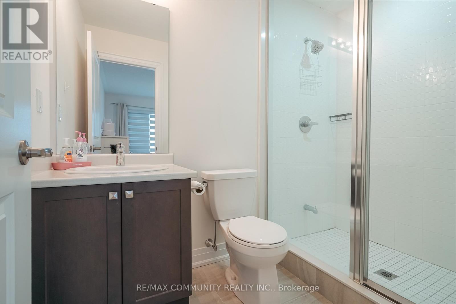 55 Hoad Street N, Clarington, ON - Indoor Photo Showing Bathroom