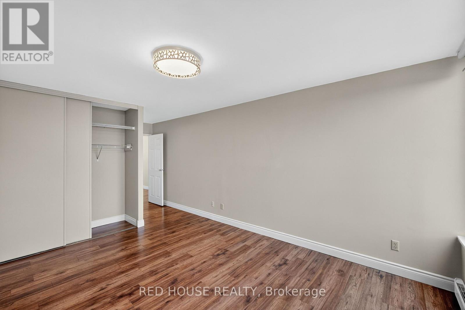 1404 - 75 Queen Street N, Hamilton, ON - Indoor Photo Showing Other Room