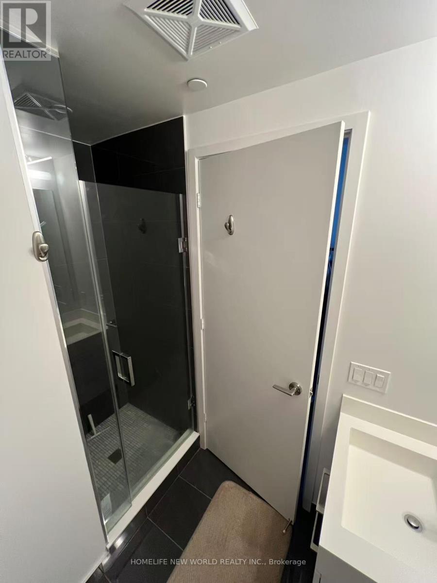 3702 - 1 Yorkville Avenue, Toronto, ON - Indoor Photo Showing Other Room