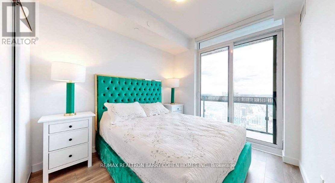 3909 - 8 Eglinton Avenue E, Toronto, ON - Indoor Photo Showing Bedroom