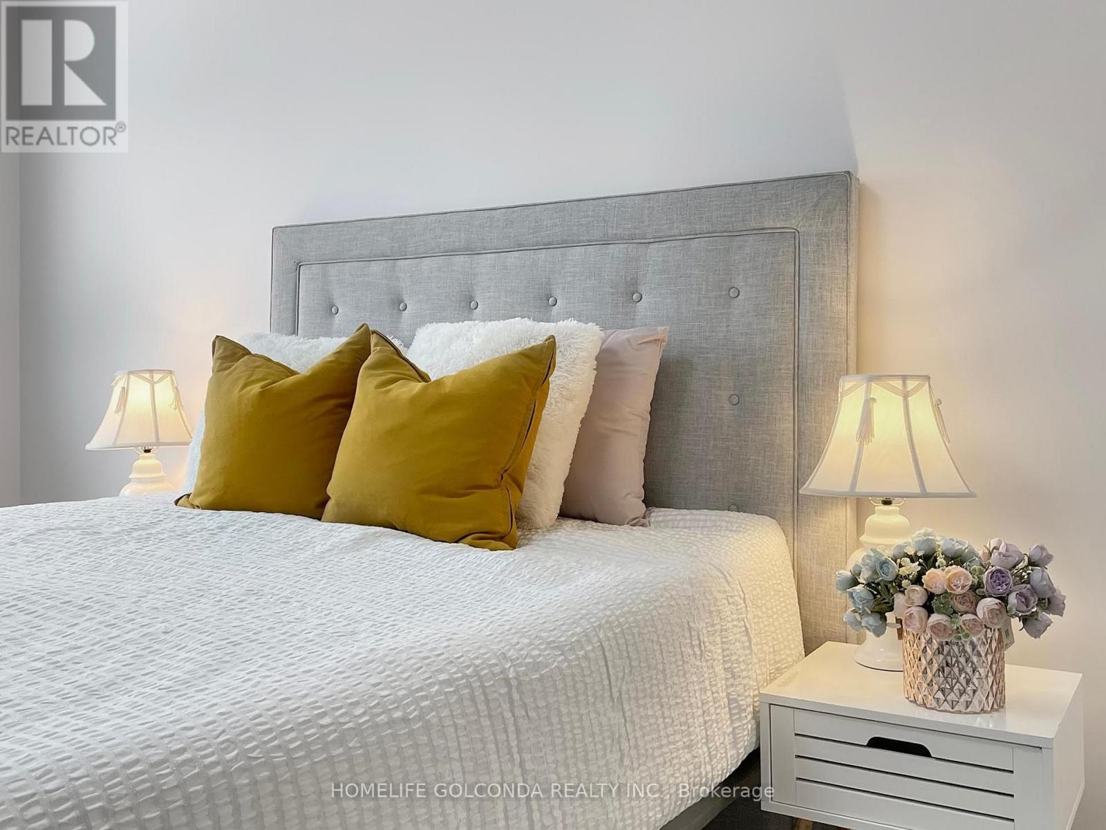 14 Brigadoon Crescent, Toronto, ON - Indoor Photo Showing Bedroom