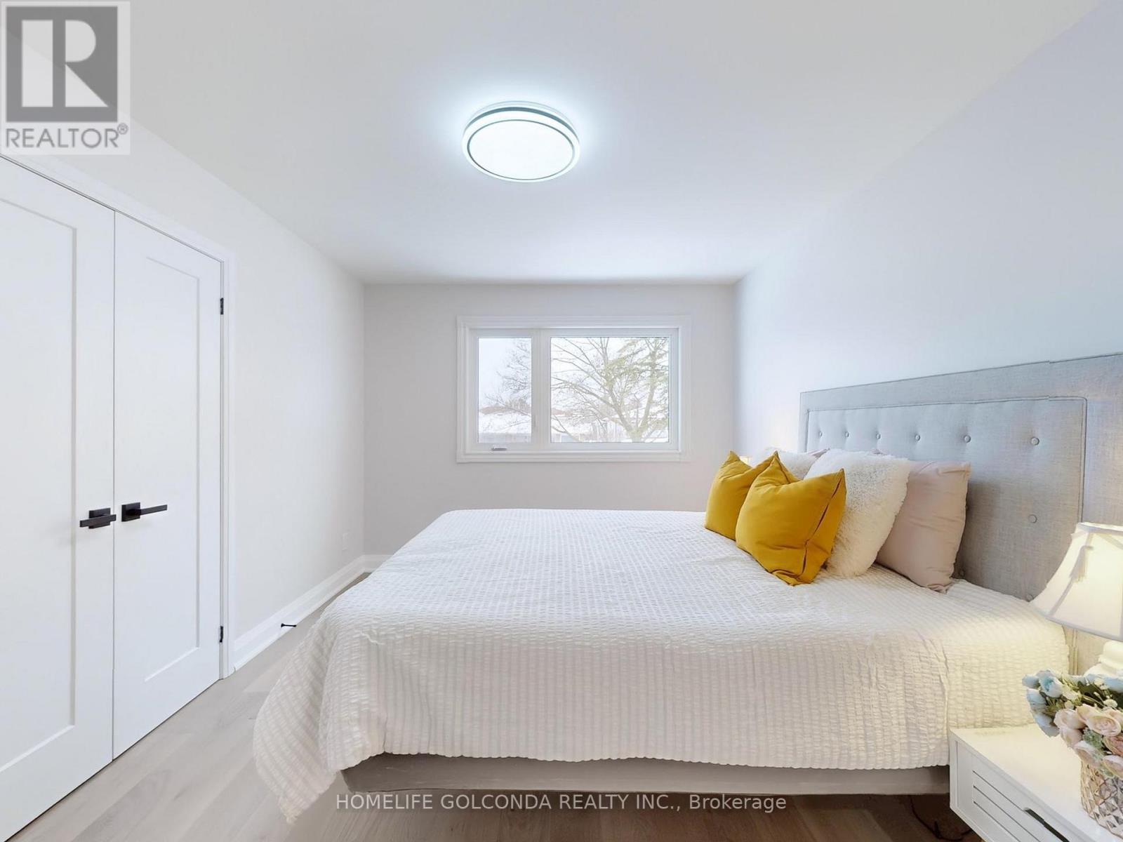14 Brigadoon Crescent, Toronto, ON - Indoor Photo Showing Bedroom