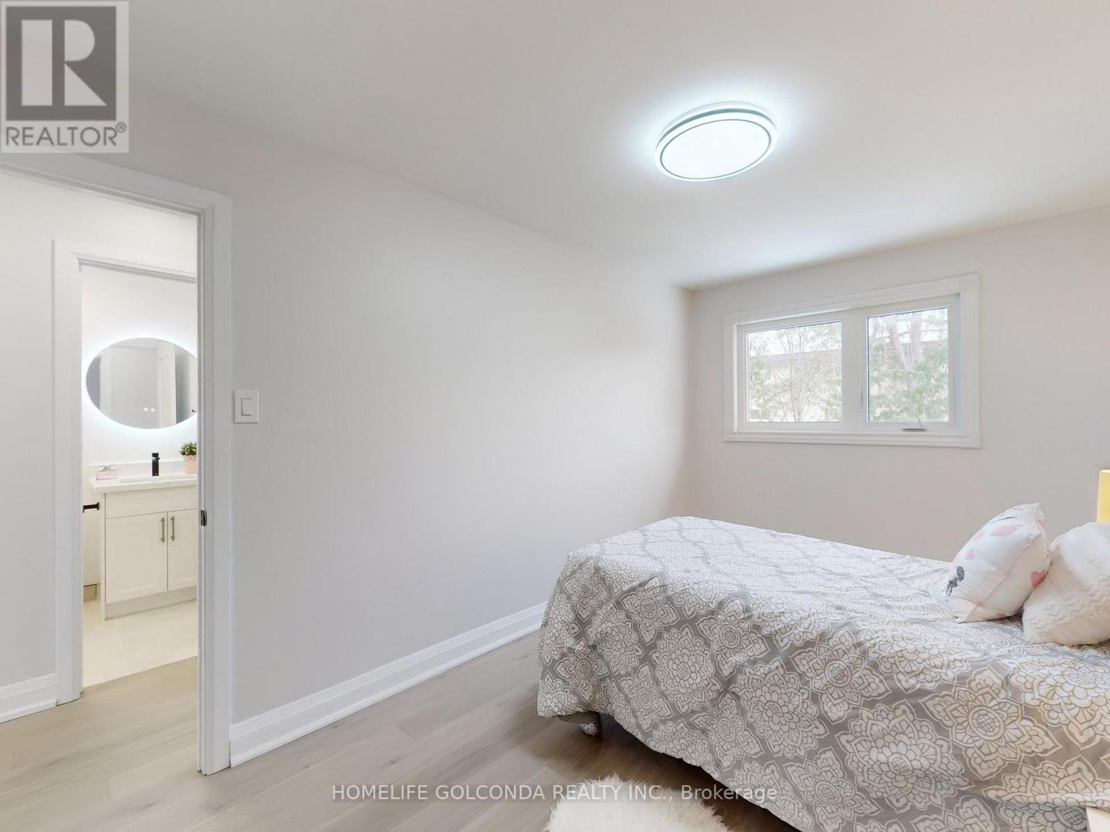 14 Brigadoon Crescent, Toronto, ON - Indoor Photo Showing Bedroom