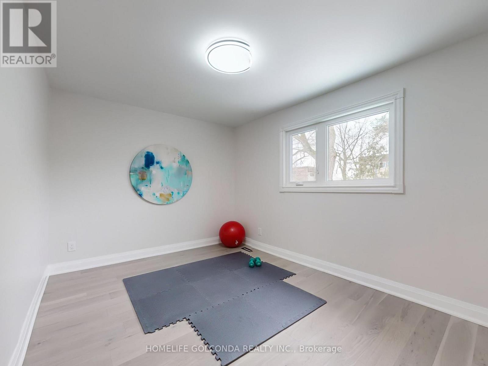 14 Brigadoon Crescent, Toronto, ON - Indoor Photo Showing Other Room