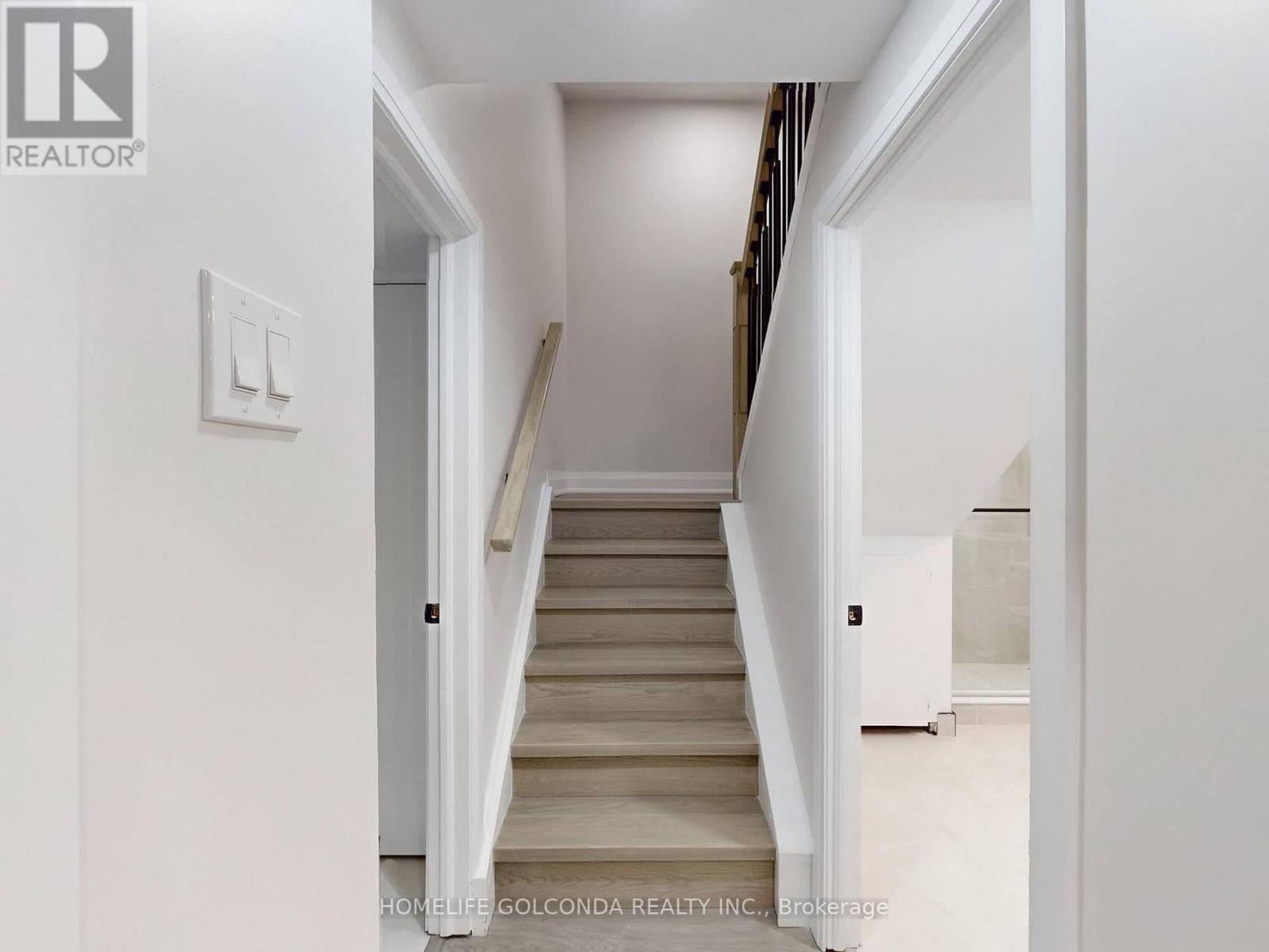 14 Brigadoon Crescent, Toronto, ON - Indoor Photo Showing Other Room