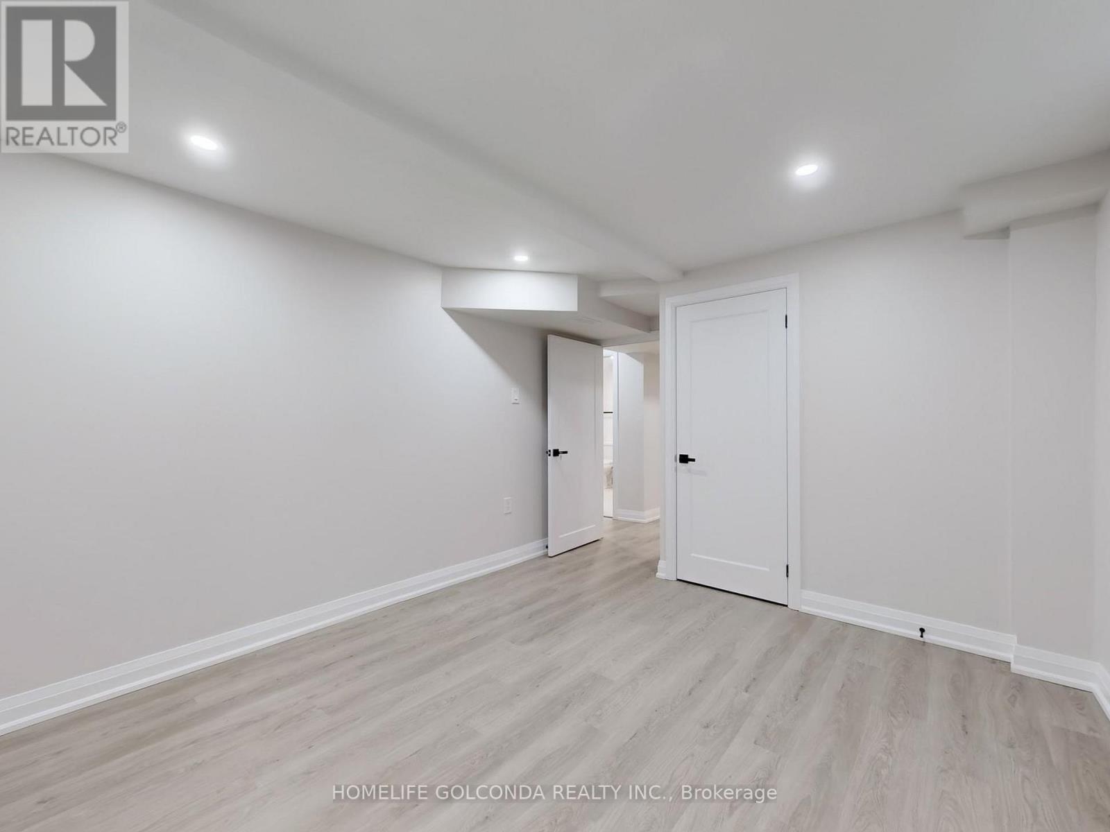 14 Brigadoon Crescent, Toronto, ON - Indoor