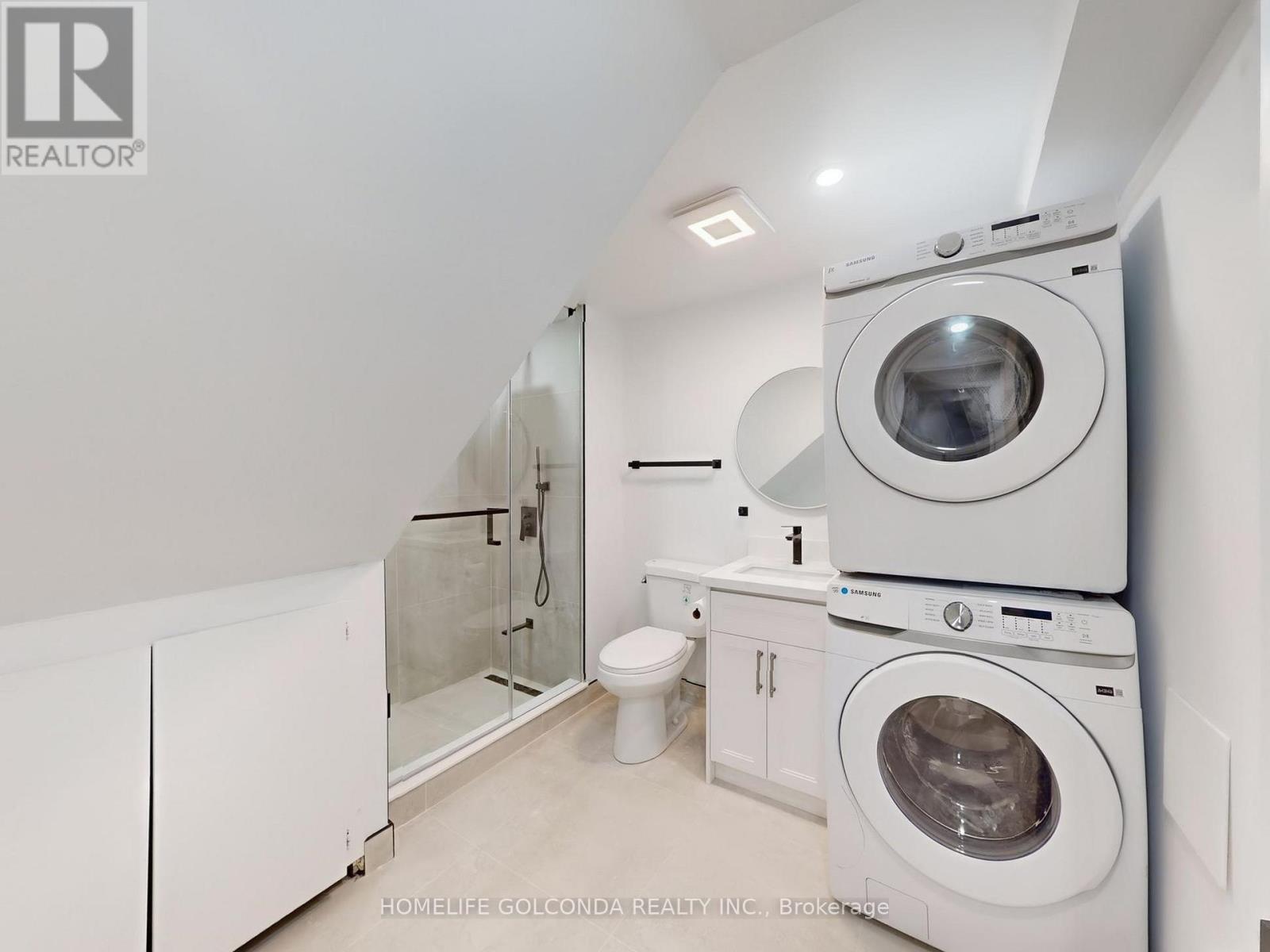 14 Brigadoon Crescent, Toronto, ON - Indoor Photo Showing Laundry Room