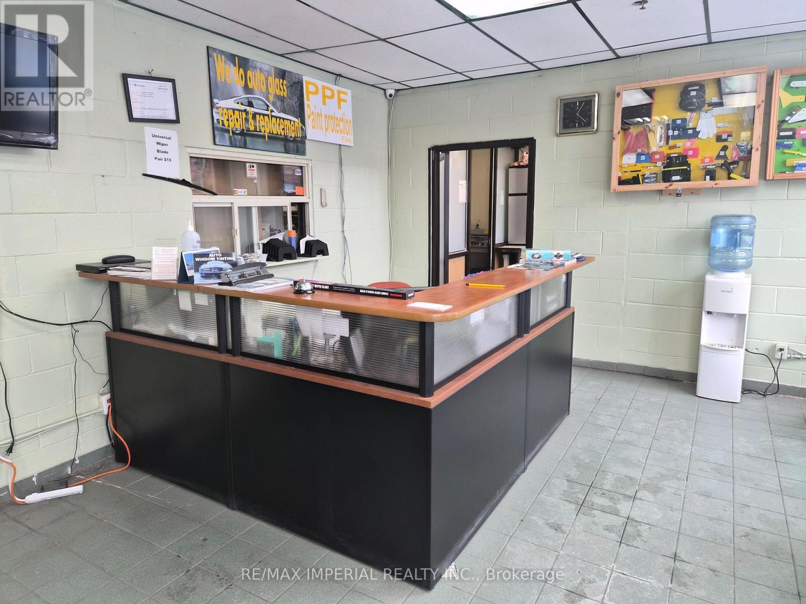 9-10 - 8600 Keele Street, Vaughan, ON