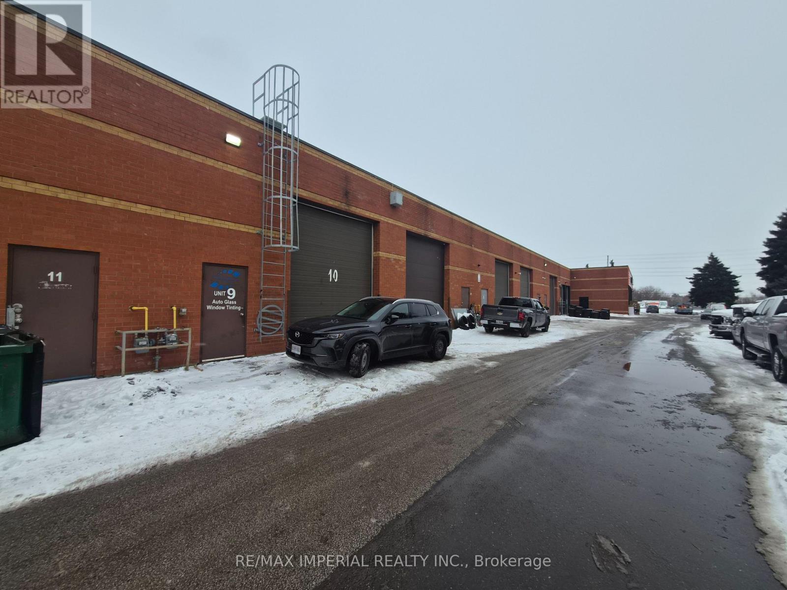 9-10 - 8600 Keele Street, Vaughan, ON