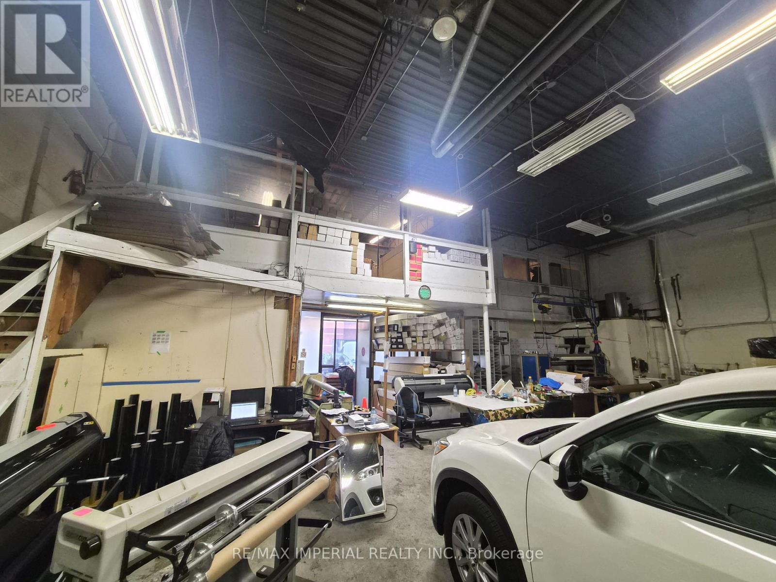 9-10 - 8600 Keele Street, Vaughan, ON