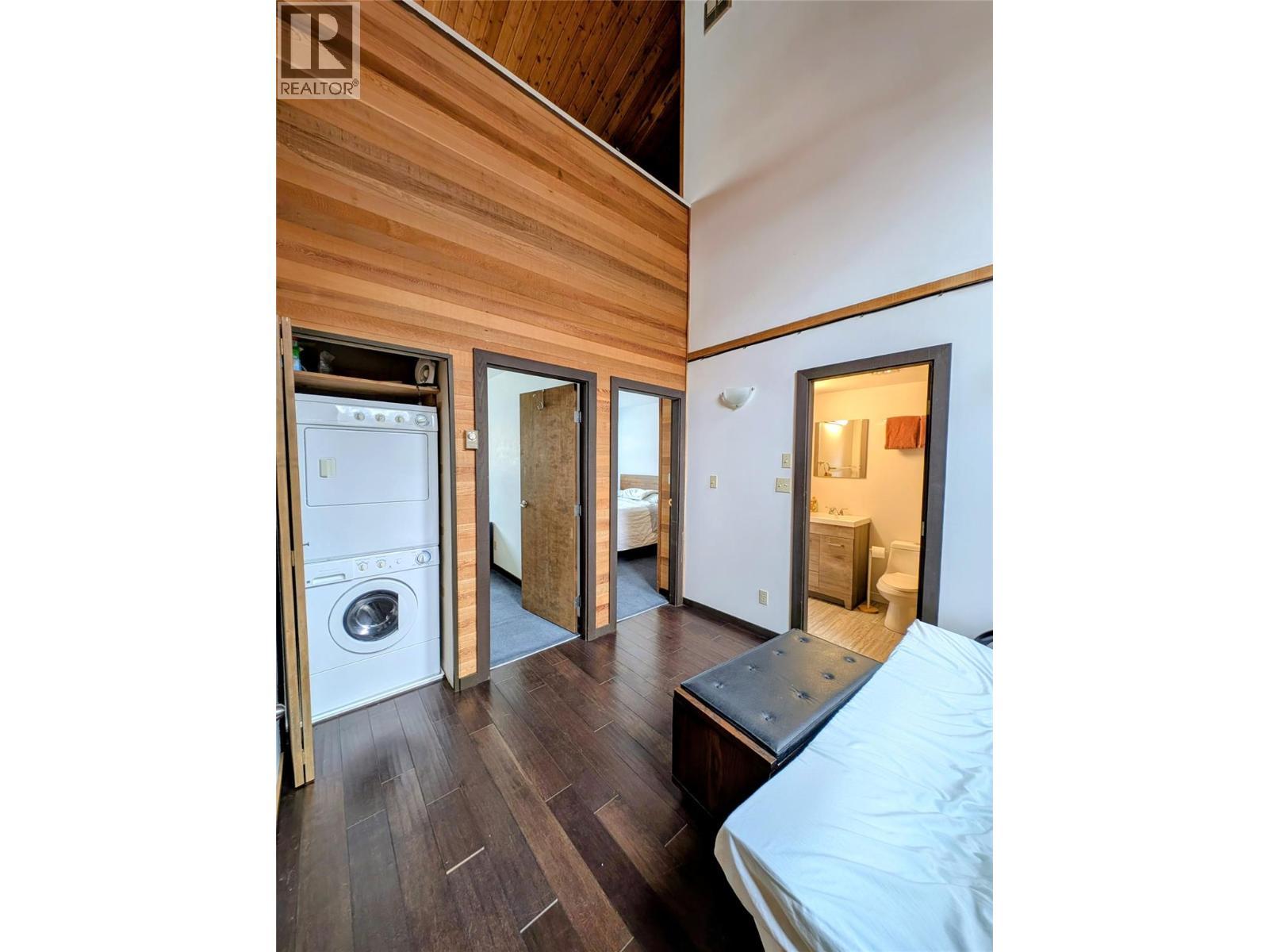 138 Clearview Road, Penticton, BC - Indoor