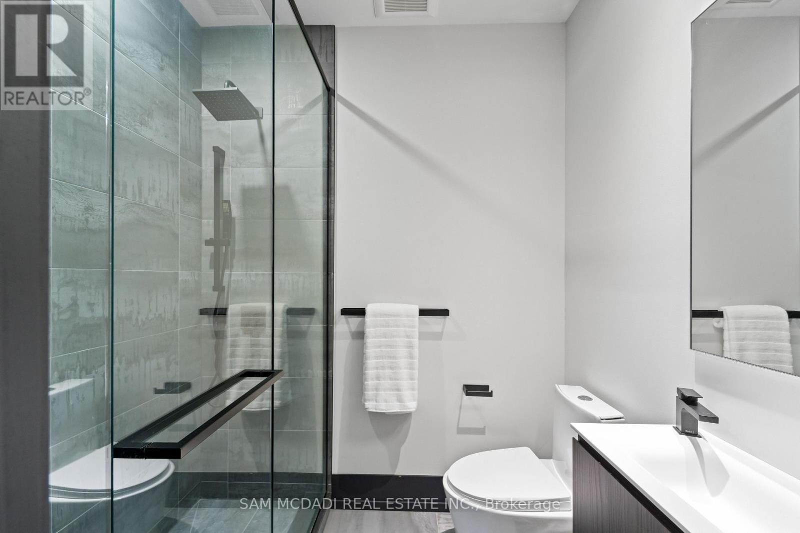 417 Union Street, Oakville, ON - Indoor Photo Showing Bathroom