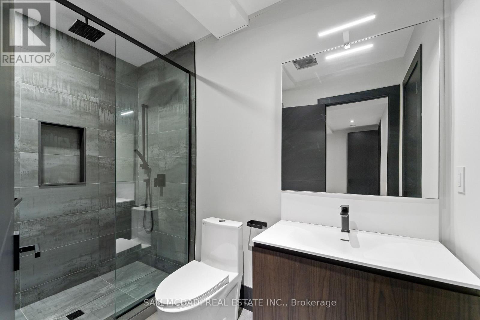 417 Union Street, Oakville, ON - Indoor Photo Showing Bathroom