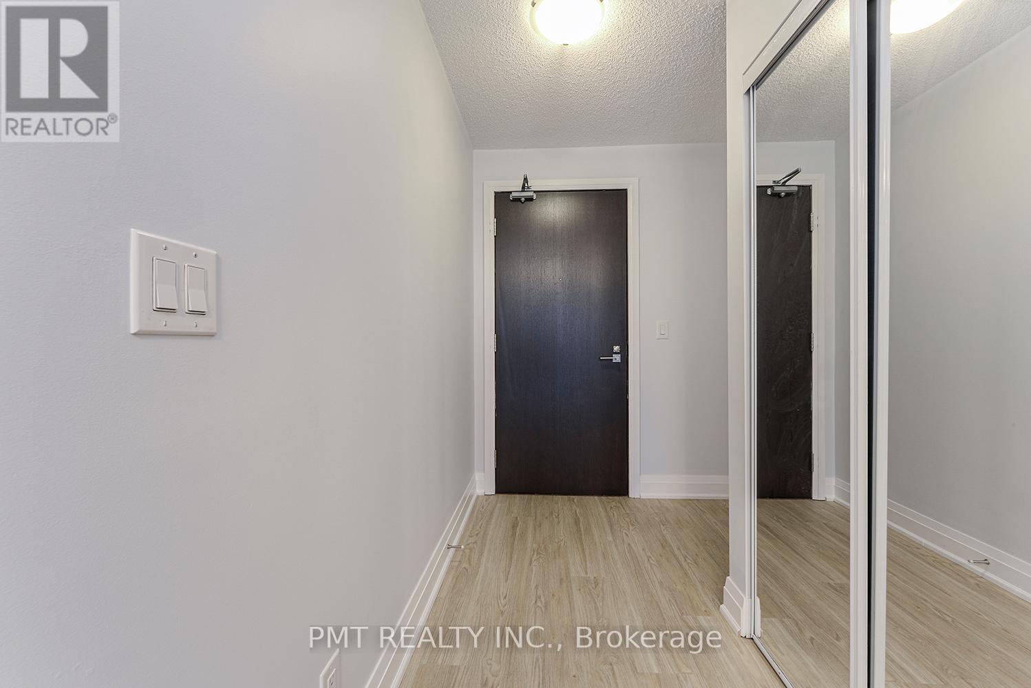 319 - 1 De Boers Drive, Toronto, ON - Photo Showing Other Room