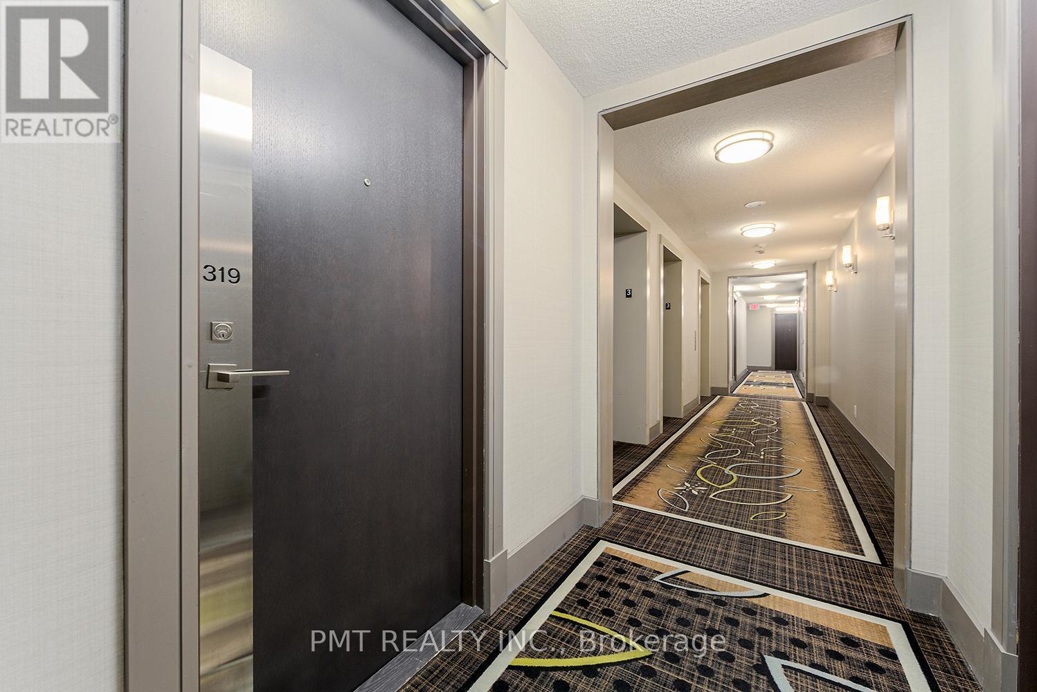 319 - 1 De Boers Drive, Toronto, ON - Indoor Photo Showing Other Room